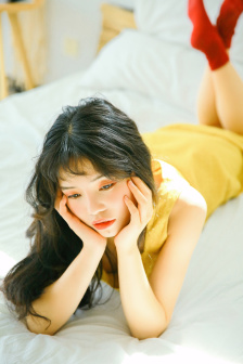金梅瓶3